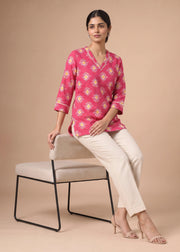 Cherry Pink Printed V-Neck Short Kurti