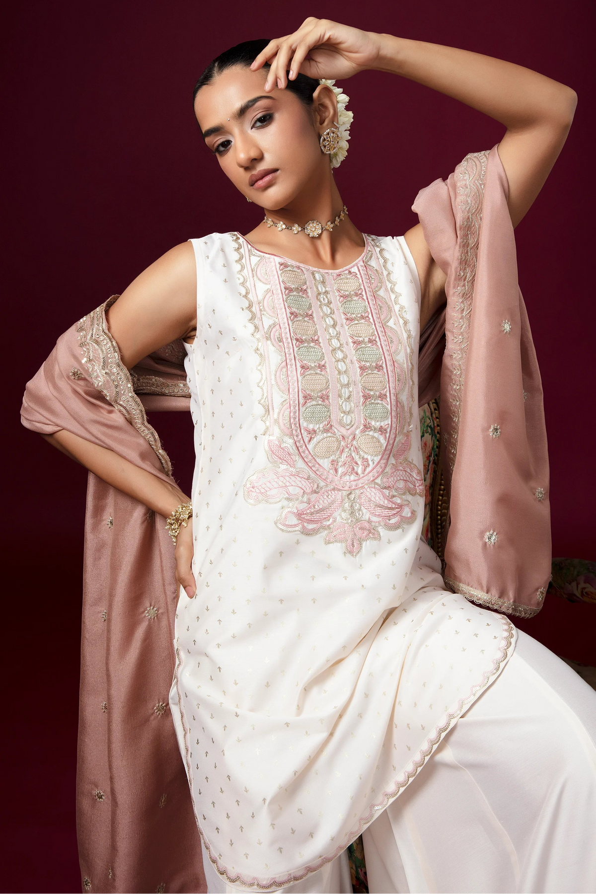 Women Off White Embroidered Straight Fit Ethnic Suit Set