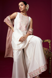 Women Off White Embroidered Straight Fit Ethnic Suit Set