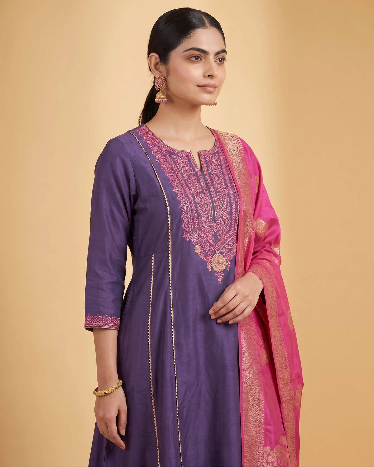 Women Purple Embroidered Straight Fit Ethnic Suit Set