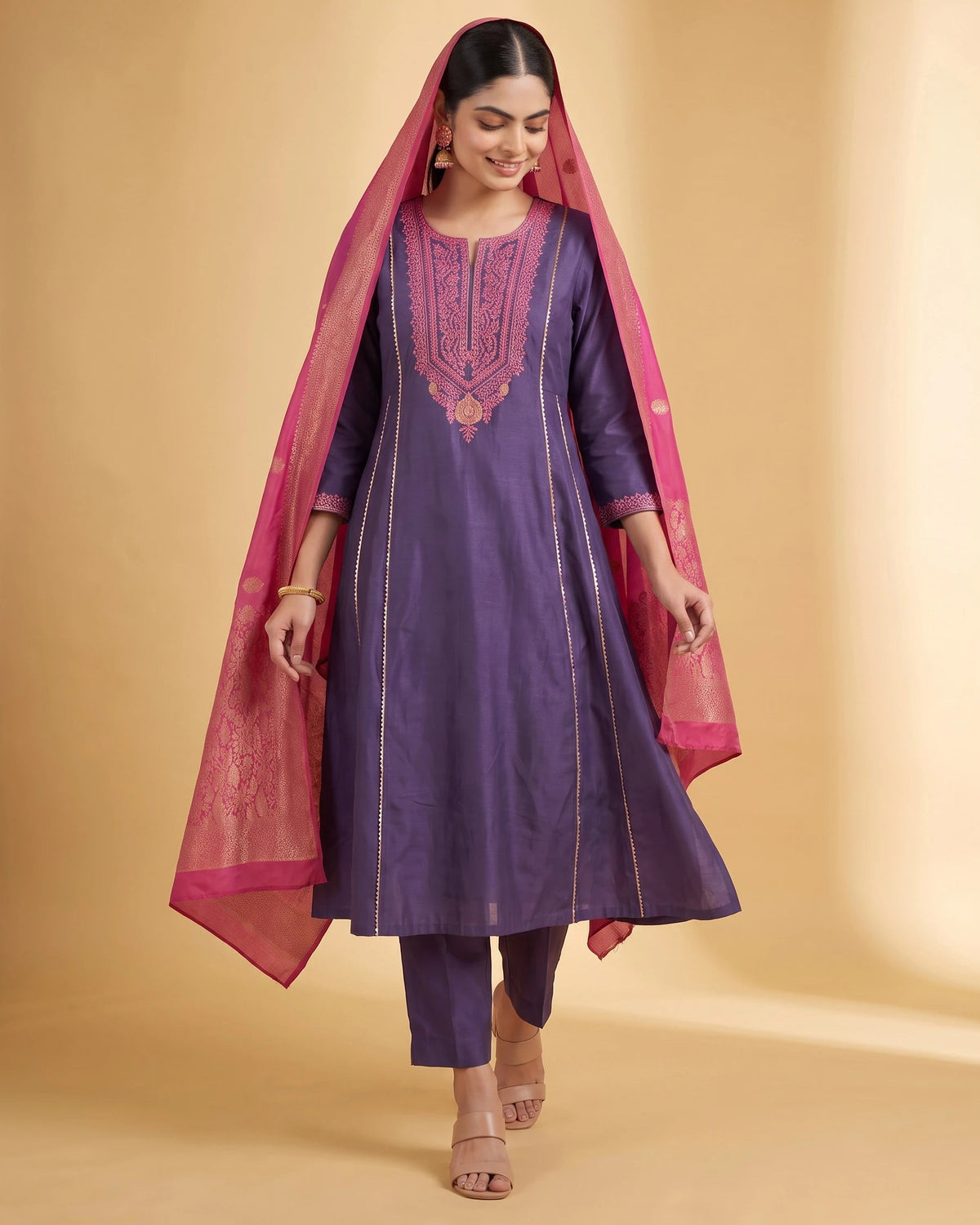 Women Purple Embroidered Straight Fit Ethnic Suit Set
