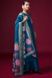 Women Royal Blue Embroidered Ethnic Suit Set