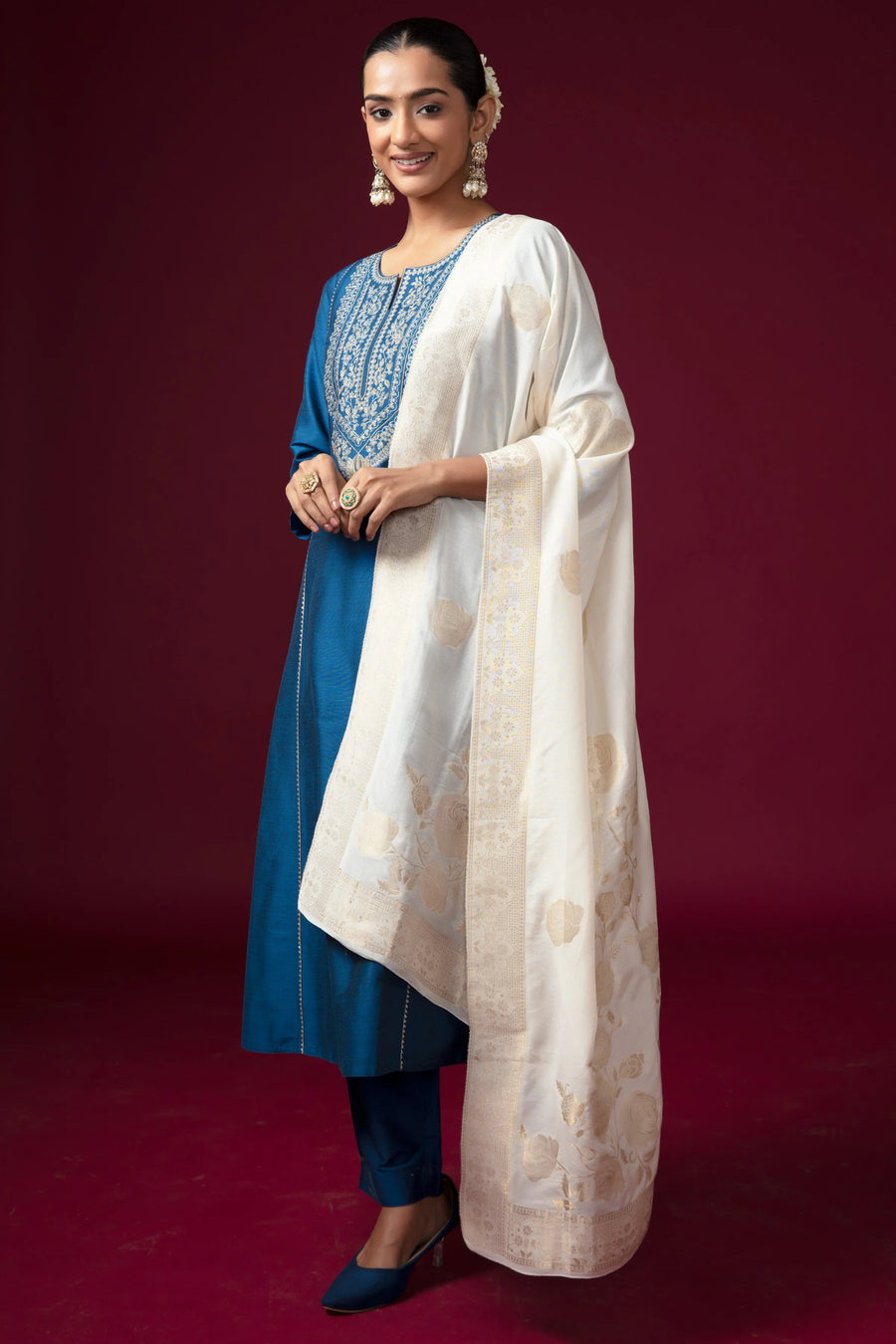 Women Royal Blue Embroidered Straight Ethnic Suit Set