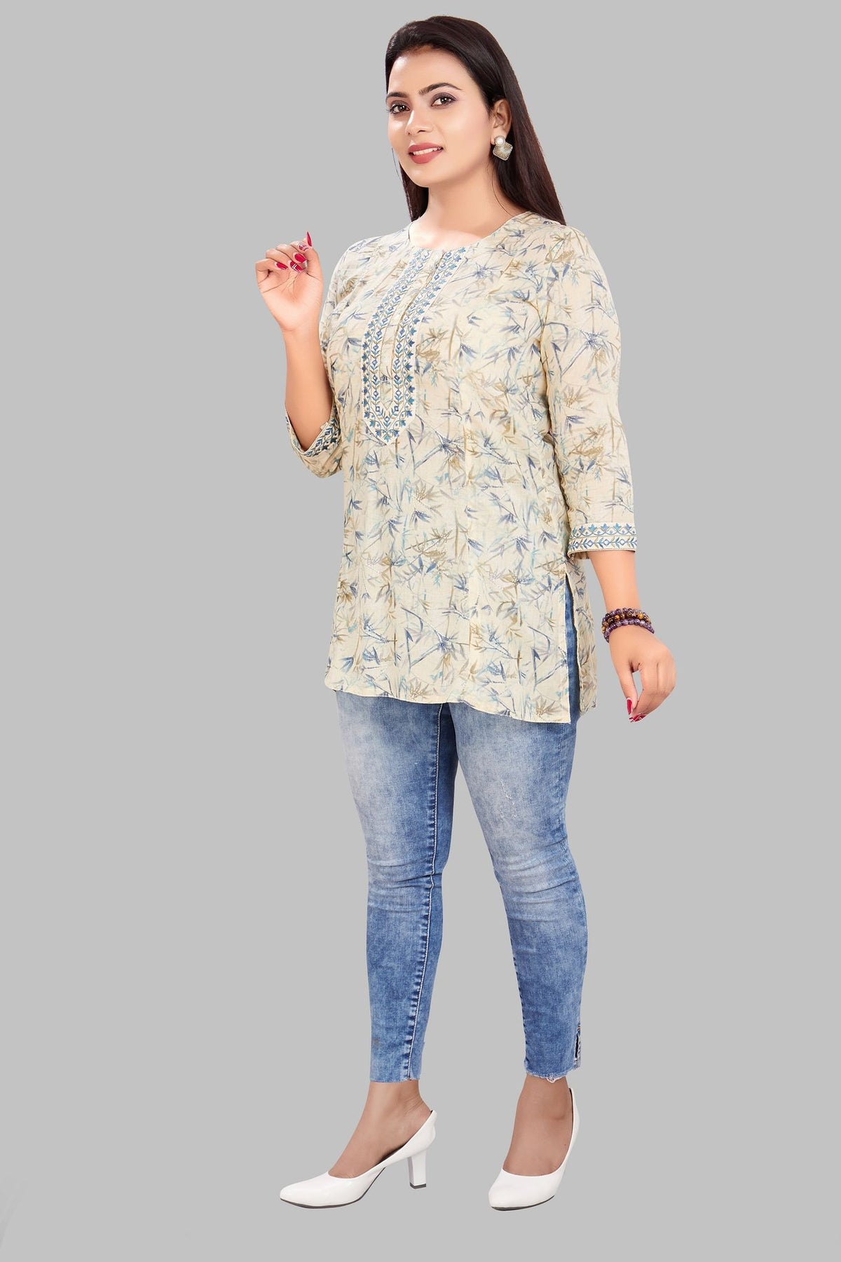 Darshita Cream Cotton Short kurtis