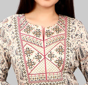 Dilara Off White & Grey Cotton Kurta With Pant Set
