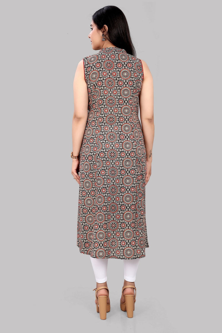 Faizah Black & Maroon Cotton Sleeves Kurti