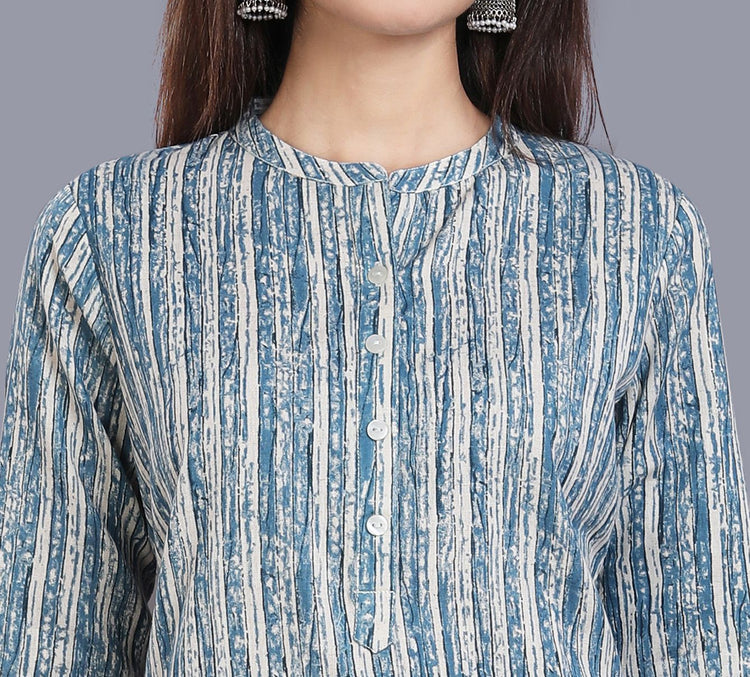 ishya Blue & Off White Cotton Flex Straight Kurtis