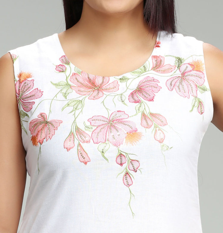 Nailah White  Cotton Kurta With Pant Set