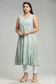 Nandita Pastel Green Cotton Sleeves Kurti