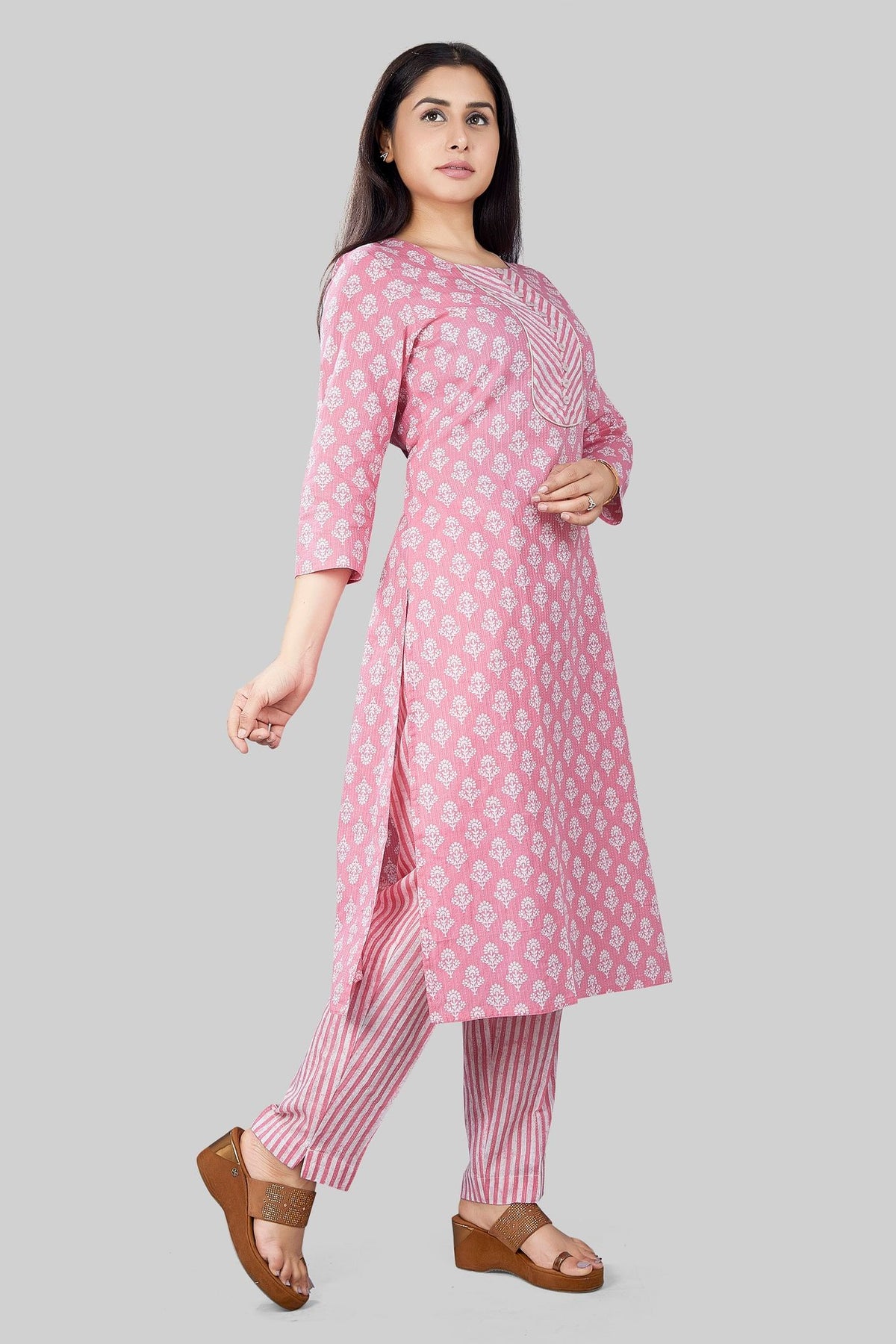 Rihana Pink Cotton Kurta With Pant Set