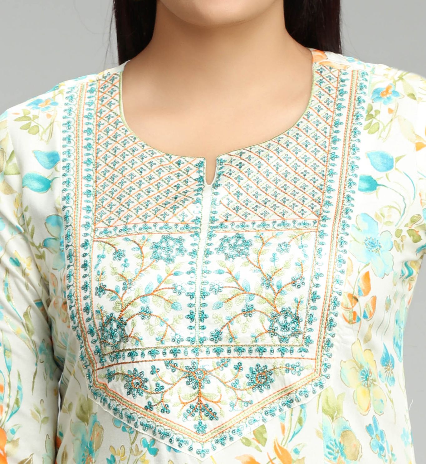 Chanchal Off White & Teal  Rayon Embroidered A-Line Kurta