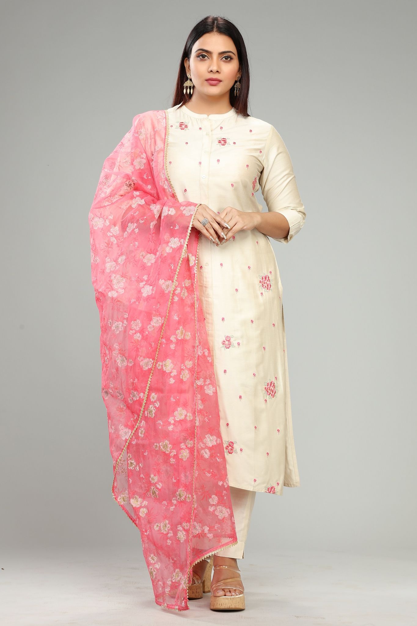 Laranya Cream Cotton Silk Embroidered Suit Set